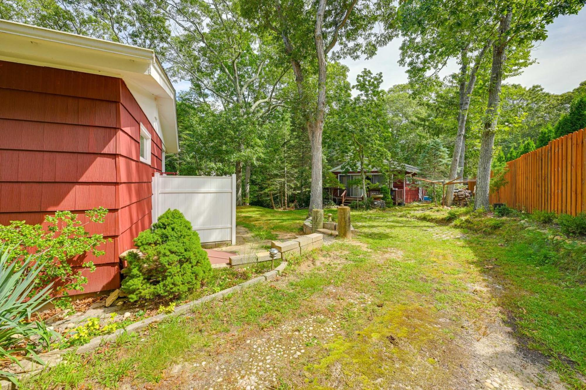 Home In Long Island Wine Country - Walk To Beach! Cutchogue Exterior foto