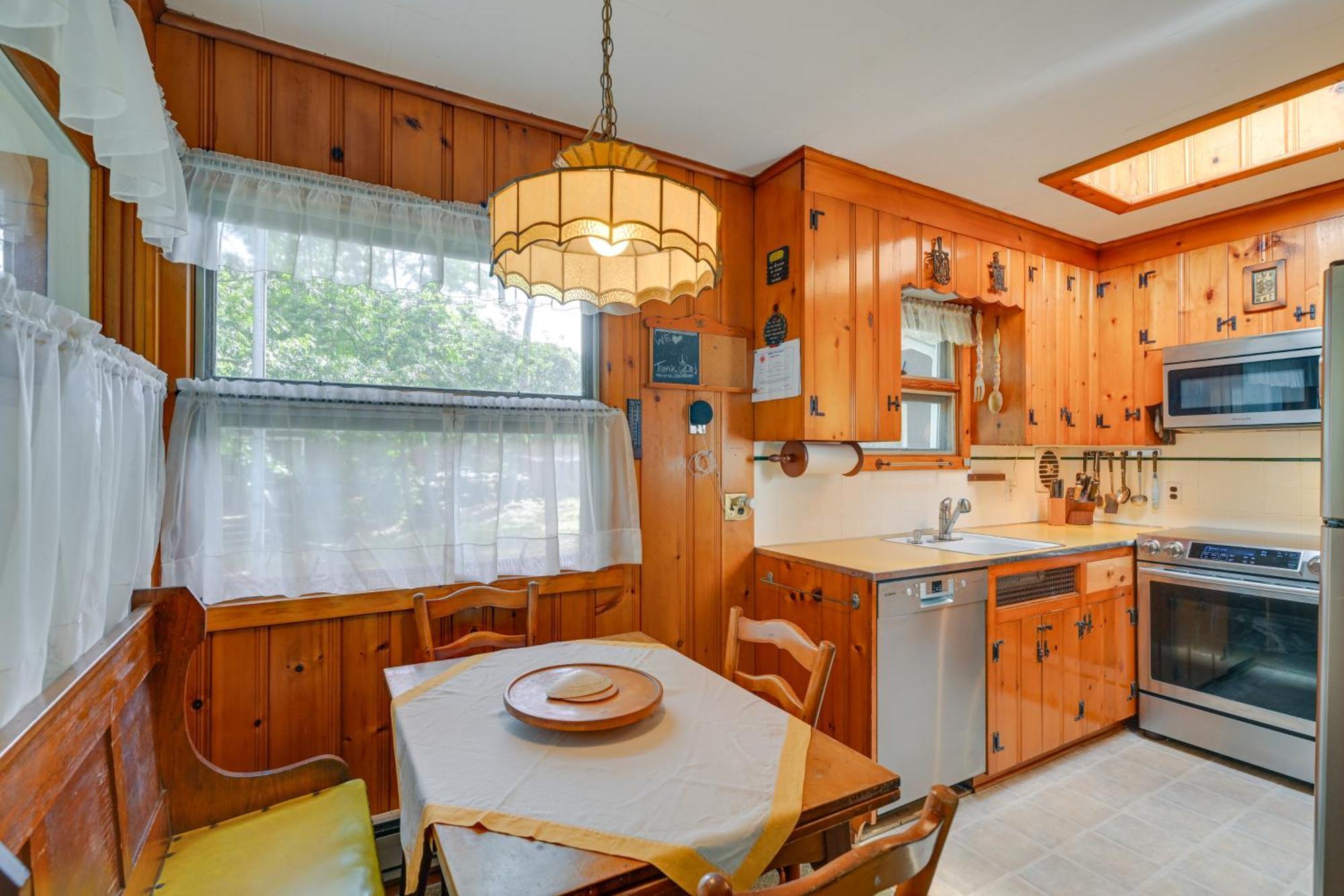 Home In Long Island Wine Country - Walk To Beach! Cutchogue Exterior foto